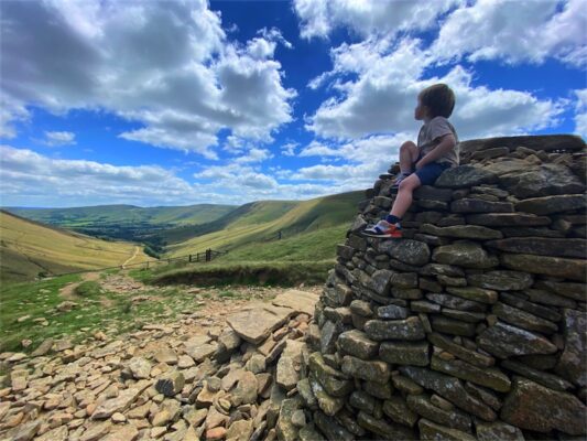 Kinderscout peak district family walk