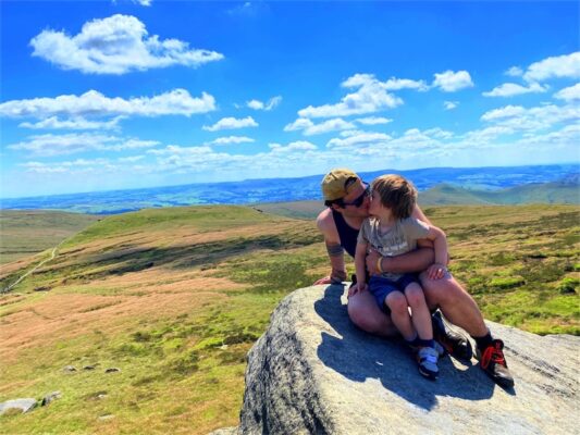 Edale walk kinder scout