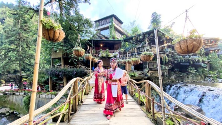 H'mong clothing cat cat village the backpacking family
