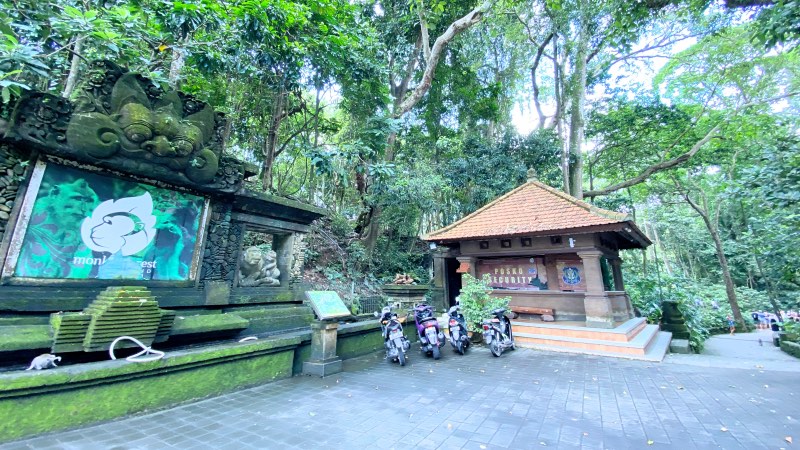 Parking Ubud monkey forest