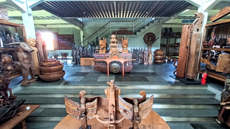 Ubud dirary sculpture gallery