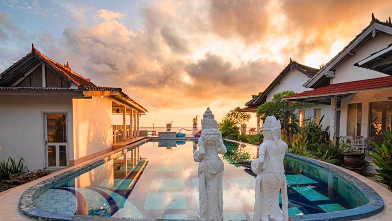 Salt Resort