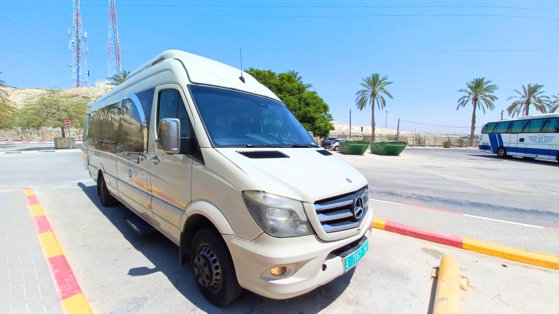Allenby bridge king hussein border shuttle bus