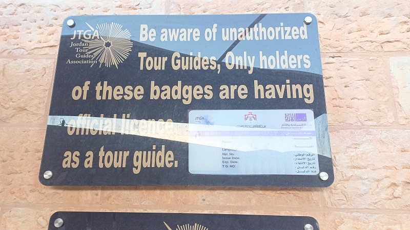 unofficial tour guide warning petra