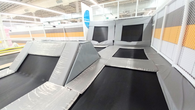 Trampolines fun park babyland