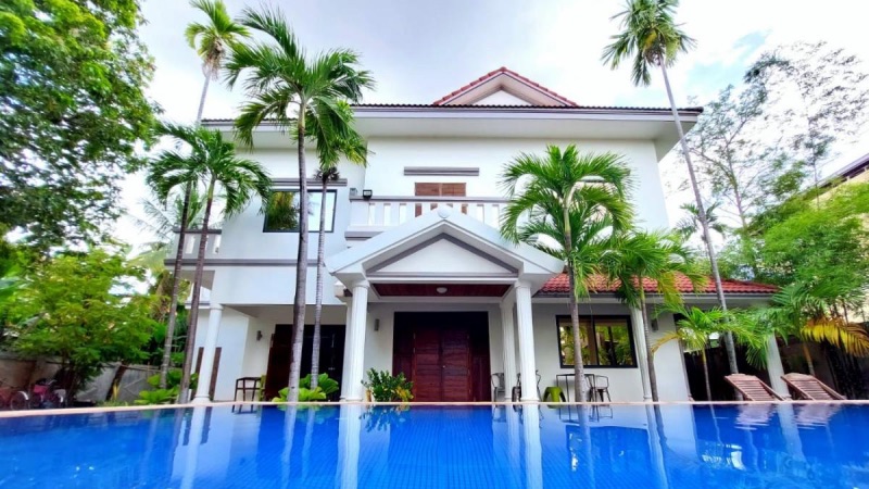 Passport Villa 1