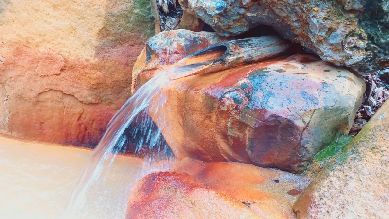 Hirayu-No-Yu - hot water spring