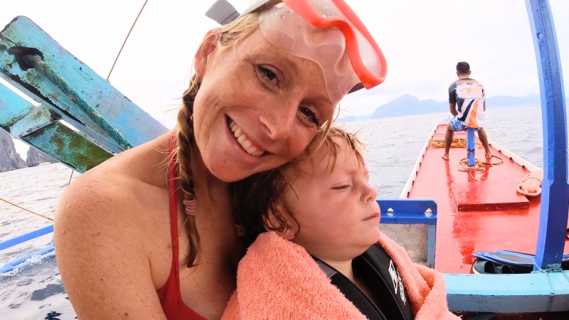 Island-hopping-with-kids-el-nido