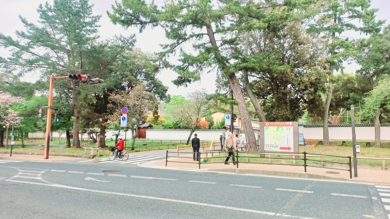 Turning for Yoshikien Garden